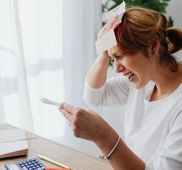 The Importance of Paying Your Bills on Time: A Financial Guide for Canadians