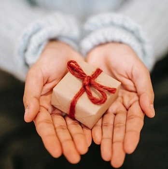 Start Your Holiday Budgeting Early: A Guide to Stress-Free Celebrations 